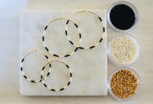 Load image into Gallery viewer, Black and white// Japanese Miyuki glass hand beaded gold filled hoop earrings