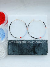 Load image into Gallery viewer, Between the Lines // weightless glass gold filled miyuki beaded hoops