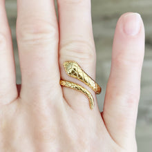 Load image into Gallery viewer, Sarpa // Snake coil ring size 6 gold