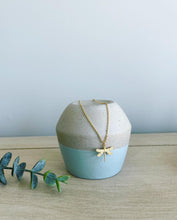Load image into Gallery viewer, Aerial dragonfly necklace