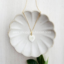Load image into Gallery viewer, Pearl Heart // mother of pearl heart pendant necklace
