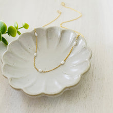 Load image into Gallery viewer, Aspen pearl necklace
