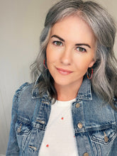 Load image into Gallery viewer, Sorbet weightless glass gold filled miyuki beaded hoops
