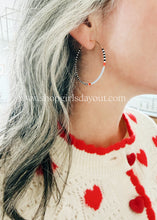 Load image into Gallery viewer, Between the Lines // weightless glass gold filled miyuki beaded hoops

