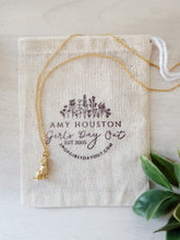 Load image into Gallery viewer, Kitty Cat pendant necklace
