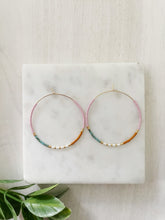 Load image into Gallery viewer, Calypso color block beaded miyuki glass hoops
