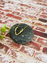 Load image into Gallery viewer, Into The Forest Antler necklace
