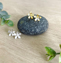 Load image into Gallery viewer, Five petal flower post earrings
