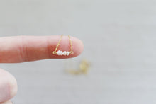 Load image into Gallery viewer, Floating pearls minimalist necklace

